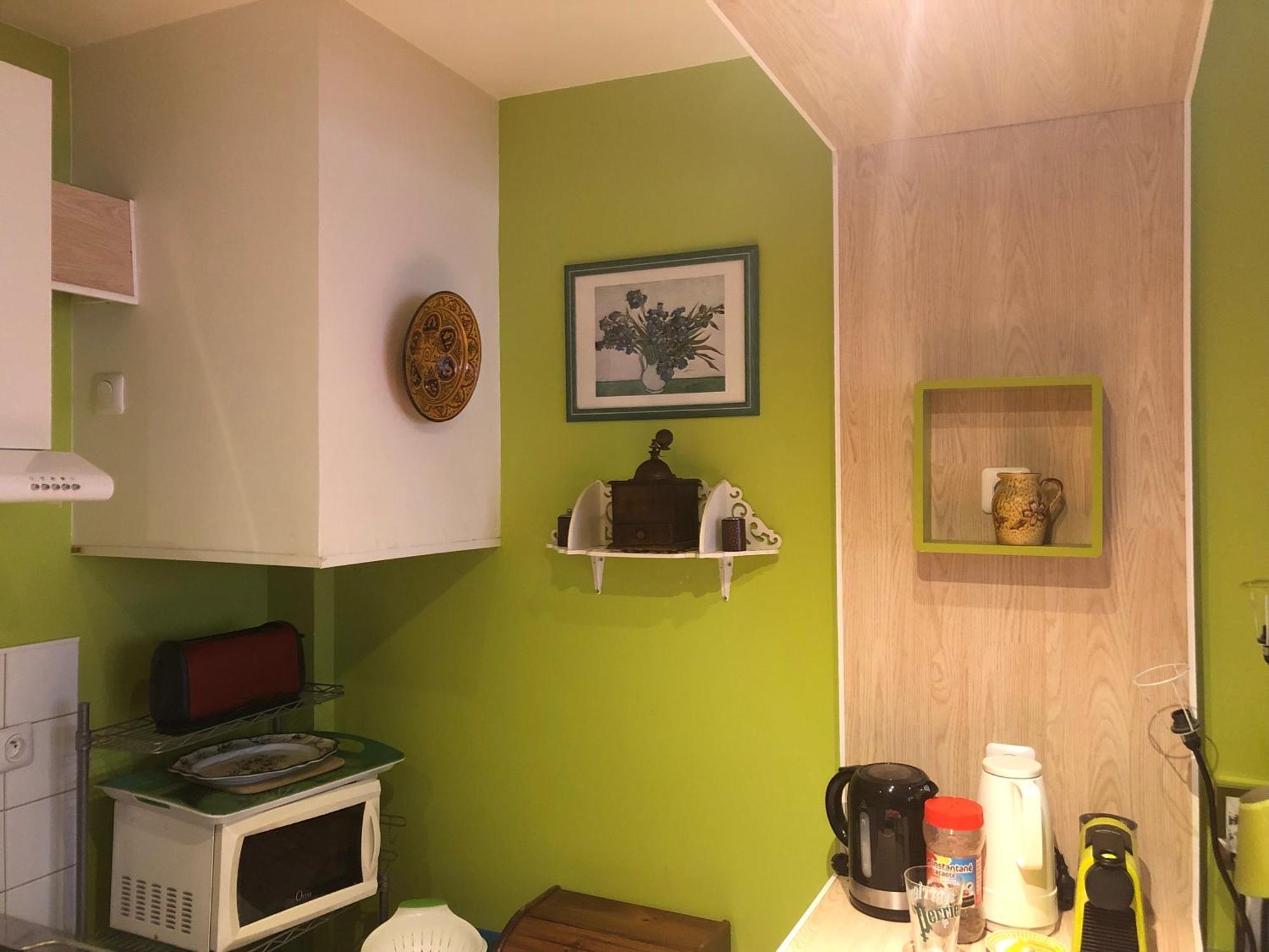Studio Pigalle De 25 M2 - 2 Lits Simples Type Gigogne Pour 2 Personnes - Coeur Touristique De Paris - 2 Minutes De La Station Metro Pigalle ,Petit Train Vers La Butte Montmartre-Cabarets Moulin Rouge,Chez Michou-Restaurants Bouillon Pigalle,Berliner Экстерьер фото