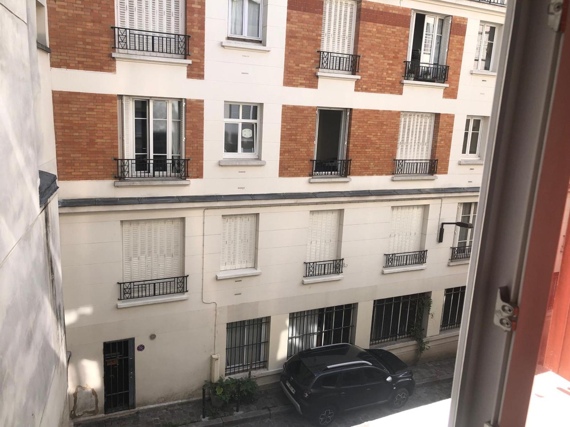 Studio Pigalle De 25 M2 - 2 Lits Simples Type Gigogne Pour 2 Personnes - Coeur Touristique De Paris - 2 Minutes De La Station Metro Pigalle ,Petit Train Vers La Butte Montmartre-Cabarets Moulin Rouge,Chez Michou-Restaurants Bouillon Pigalle,Berliner Экстерьер фото